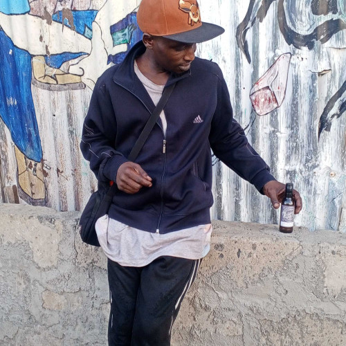 levis l. profile photo