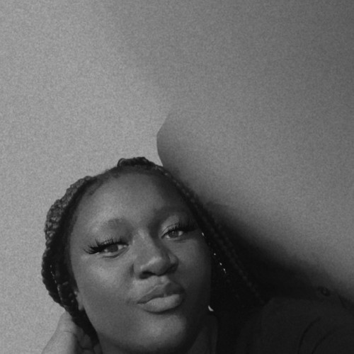 Tee L.