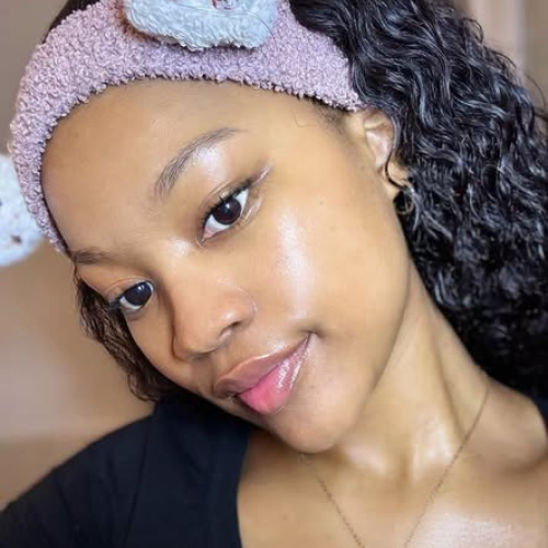Lizzy M. profile photo