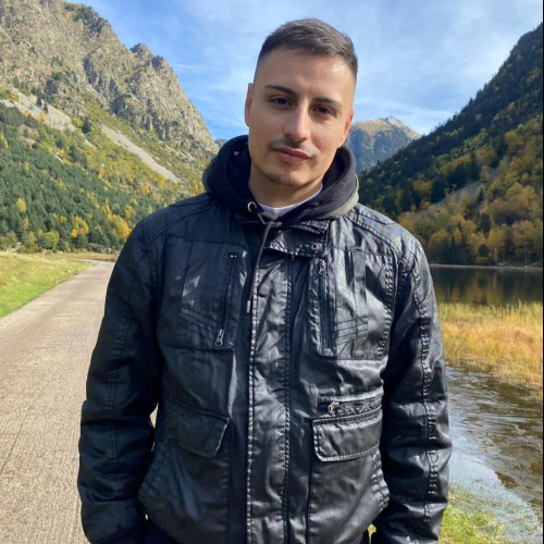 Julian R. profile photo