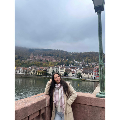 Nicol R. profile photo
