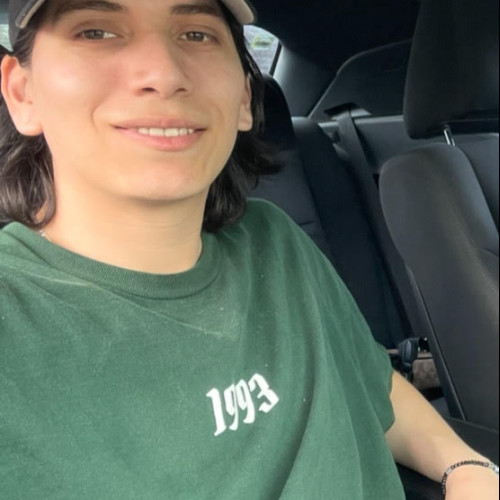 ROBERTO  M. profile photo