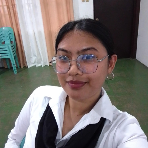 Selene M. profile photo