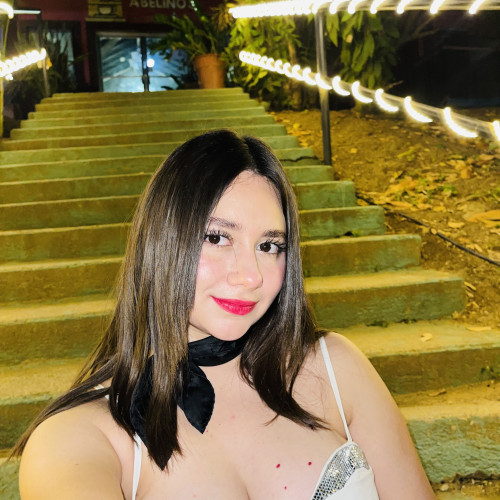 Andrea W. profile photo