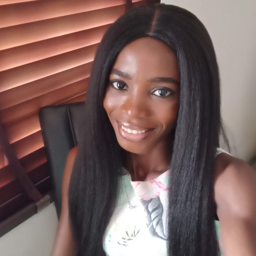 Esther  O. profile photo