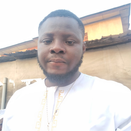 ifetolani  E. profile photo