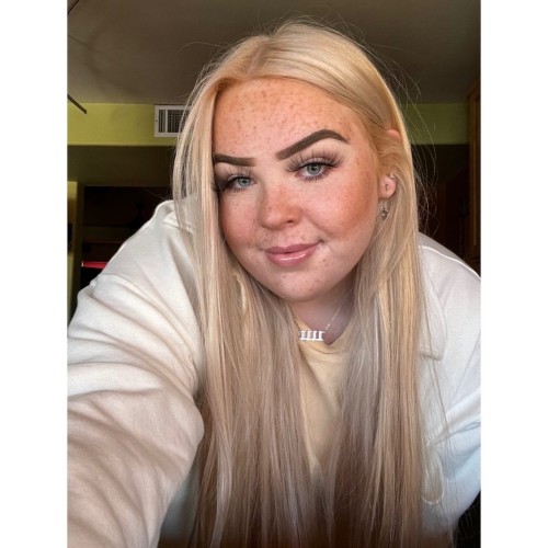 Annie F. profile photo