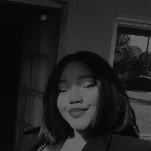 Davina M.