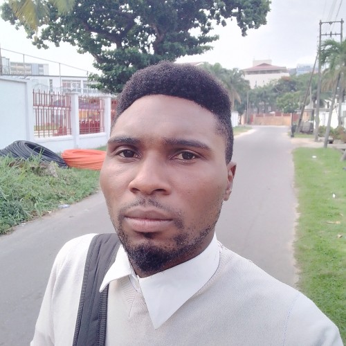 Alade  E.