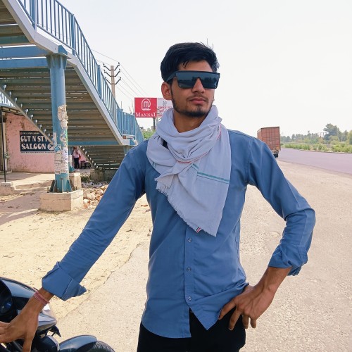 Manoj Y.