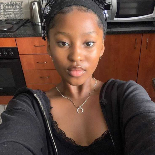 daisy l. profile photo