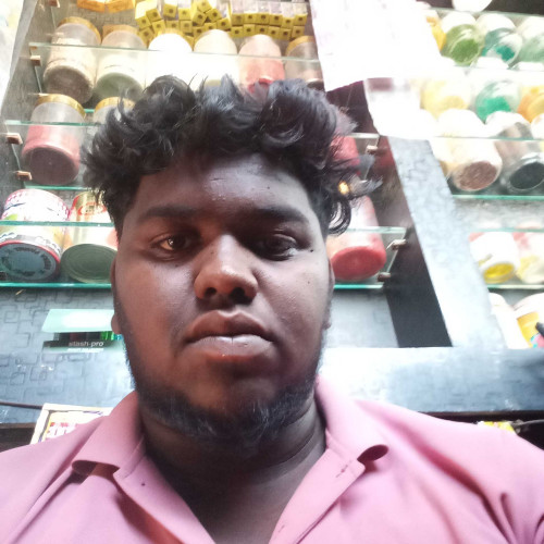 Ravinder v. profile photo