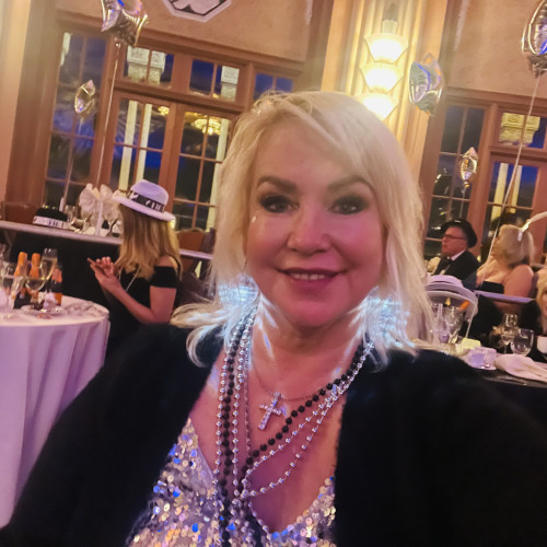 Robin S. profile photo