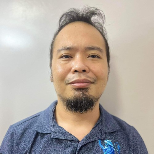 Earl Carlo  L.