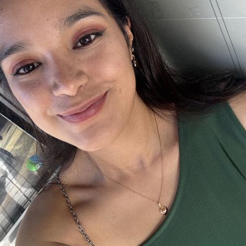 Bella S. profile photo