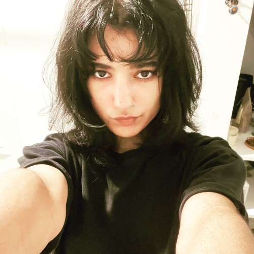 Assia R.