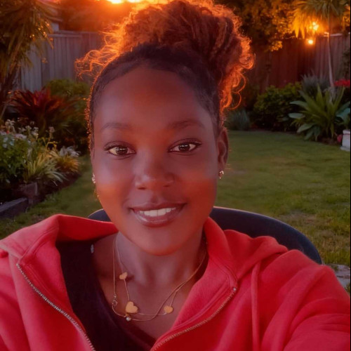 Pauline o. profile photo