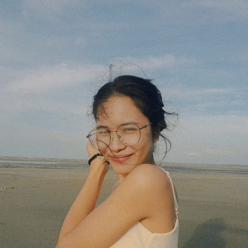 Kathia B. profile photo