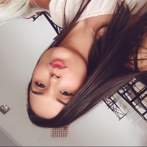 ana r. profile photo