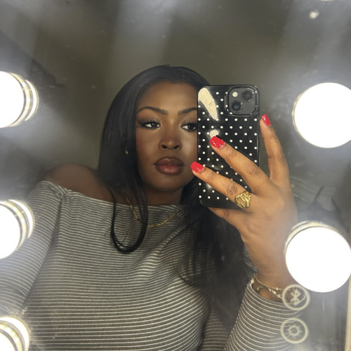Inayah B. profile photo