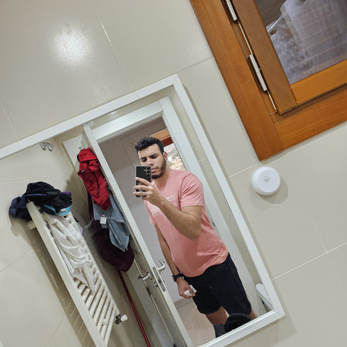 Amine B. profile photo