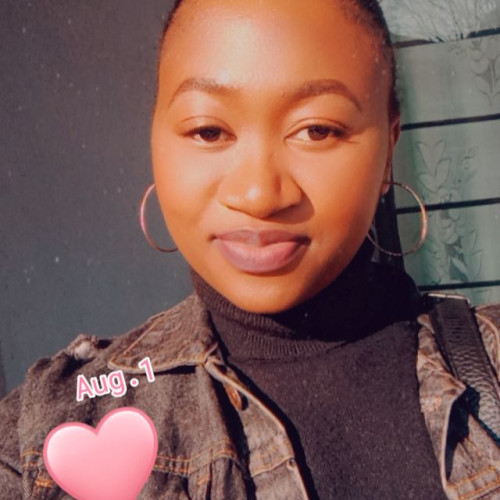 Nomhle K. profile photo
