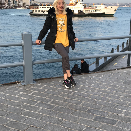 Zeynab K. profile photo