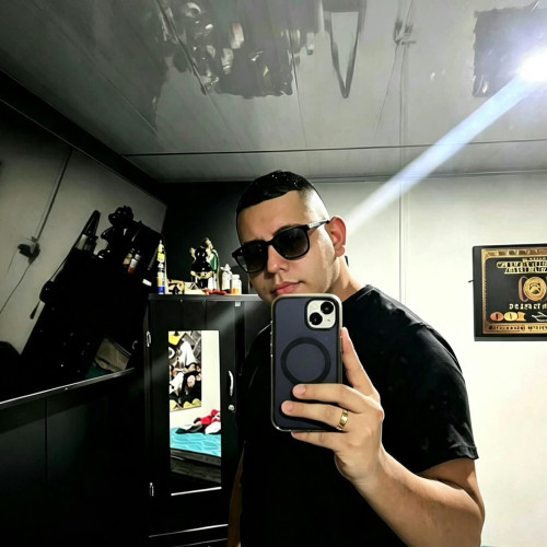 Yilmer  S. profile photo