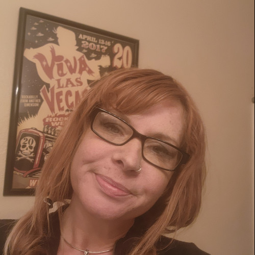 Julie R. profile photo