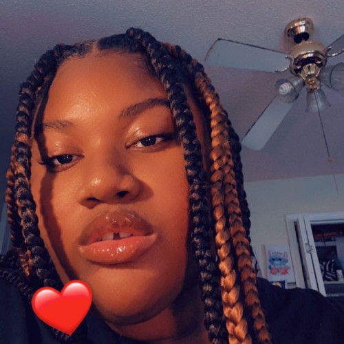 Keyy B.
