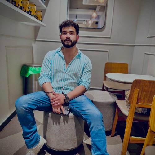 Navneet K.