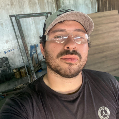 carlos r. profile photo