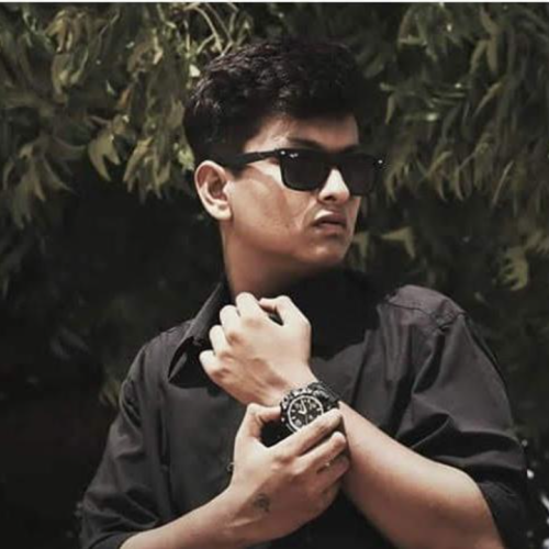 Van V. profile photo