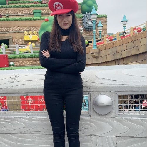 Rie N.