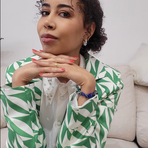 Naomi R. profile photo