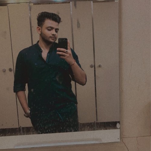 Om ji  R. profile photo