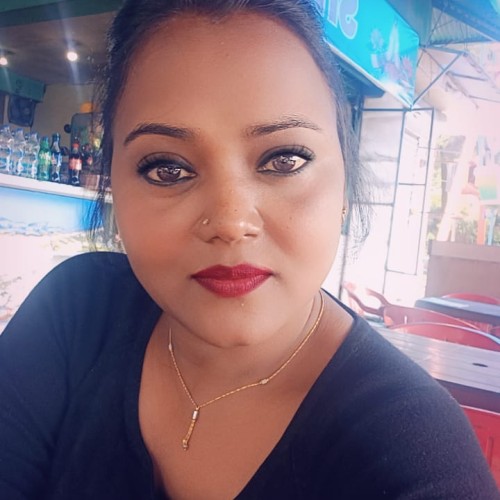 this_girl  L. profile photo