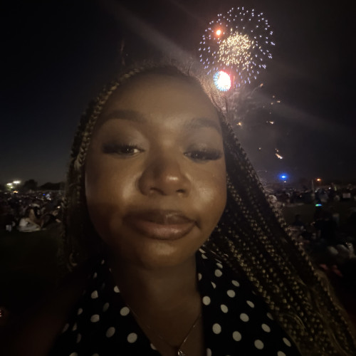 kay r. profile photo