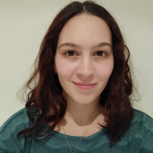 vicky h. profile photo