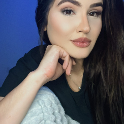 Nicole B.