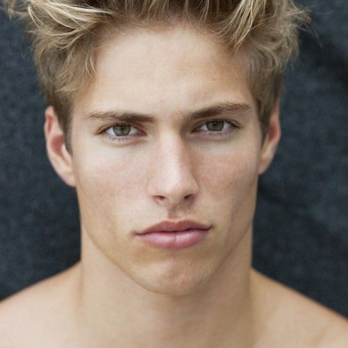 Oscar L J. profile photo