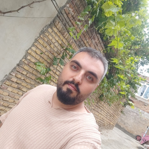 reza p. profile photo