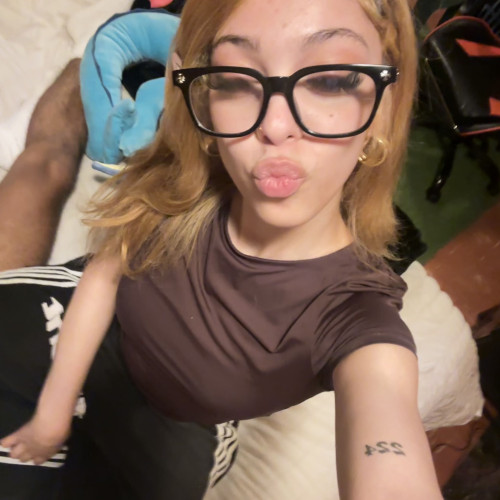 Vivi l. profile photo