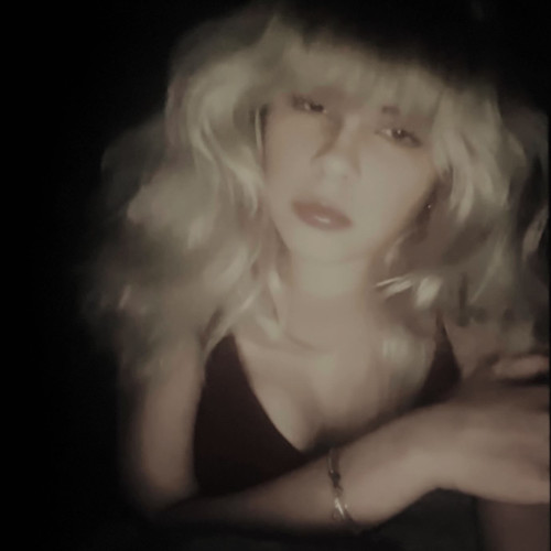 Roxi R. profile photo