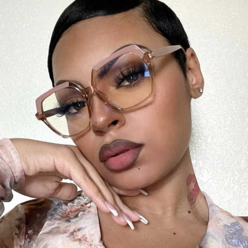 cherry b. profile photo