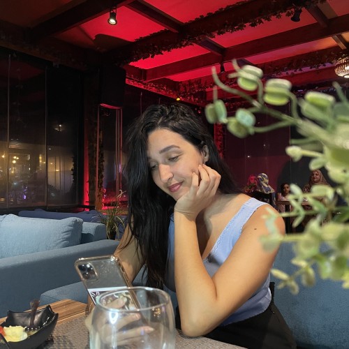 Helena L. profile photo