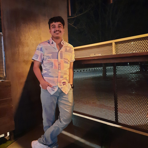 Yajat  F. profile photo