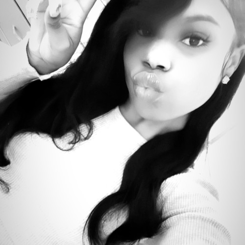 Nyny H. profile photo