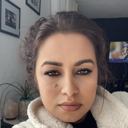 Victoria  V. profile photo