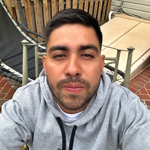 josue  v. profile photo